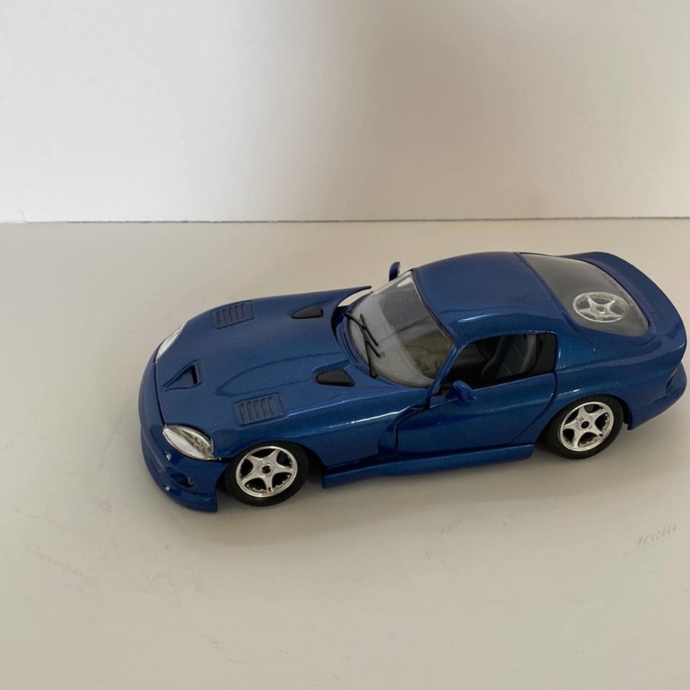 VTG 90"s Durago Dodge Viper GTS Diecast Car